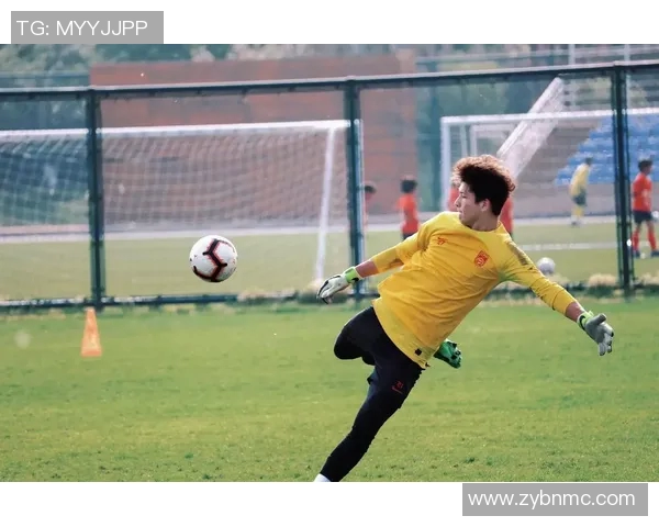 陈伟专访：从少年梦想到职业生涯的足球旅程回顾与反思